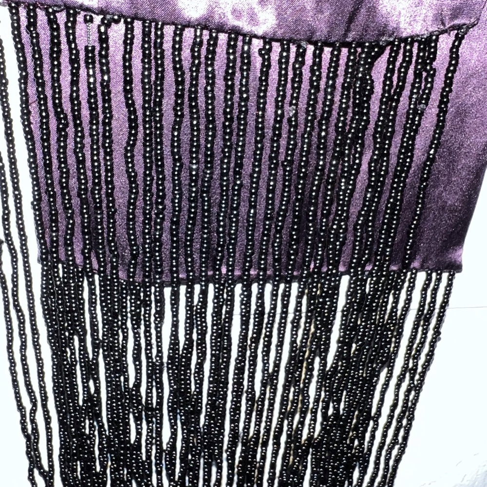 Evening scarf with beads
